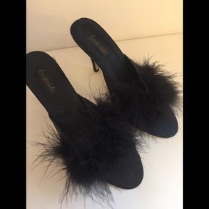 Fredericks of Hollywood Maribou heels NEW